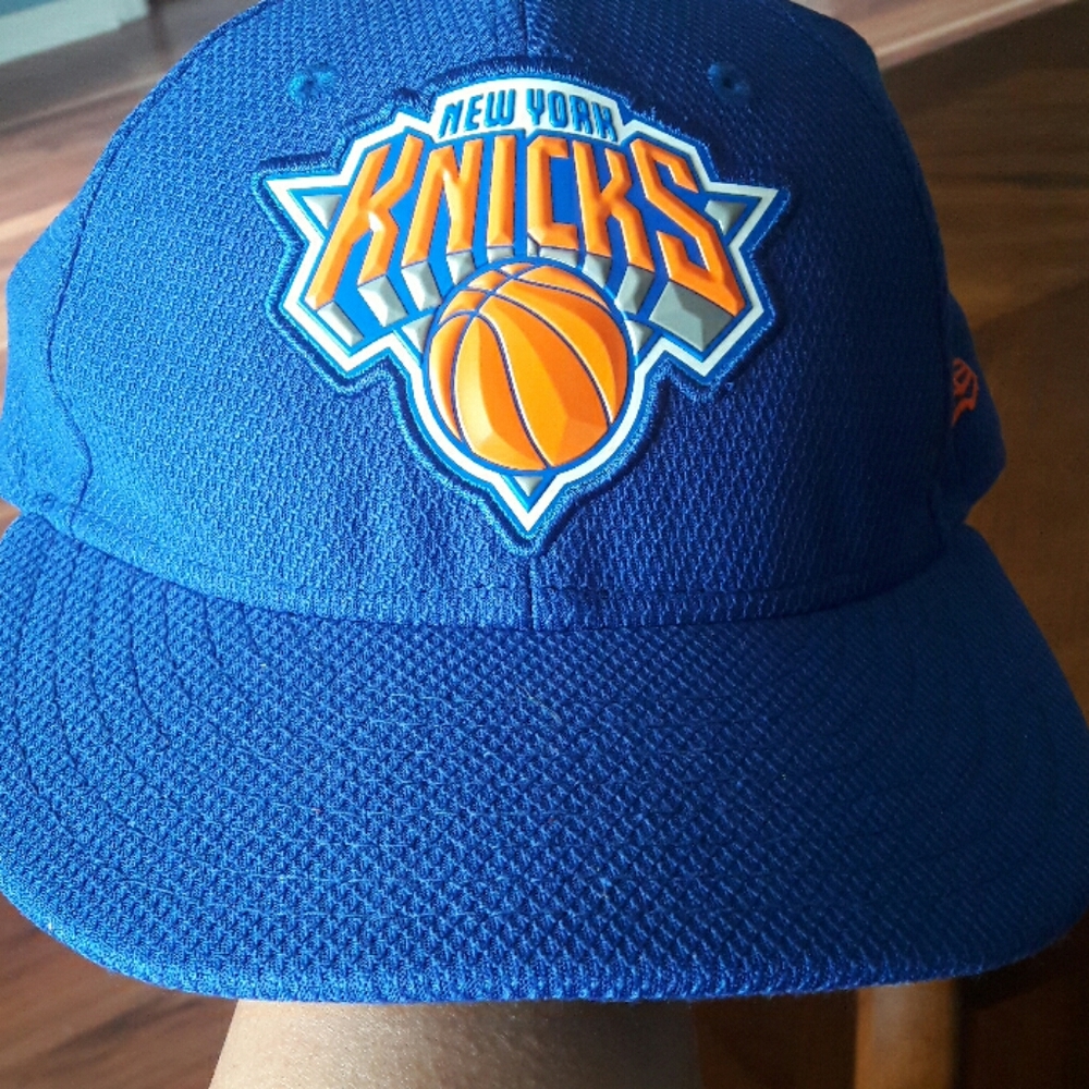 New York Knick cap